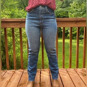 Great quality thick Good American Faded Jeans ✨🥰